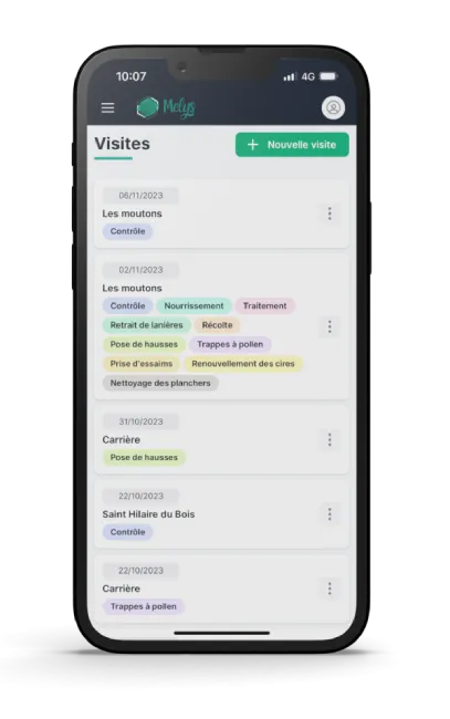 Une capture d'écran de l'application mobile Melys qui montre la liste de visites d'un rucher